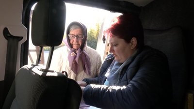 Пошта на колесах: як на Волині працюють пересувні поштові відділення Пошта на колесах: як на Волині працюють пересувні поштові відділення