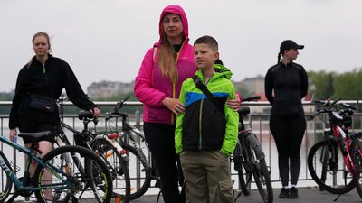 Юлія Лещенко, Арсеній, велопробіг до дня міста, Івано-Франківськ Юлія Лещенко, Арсеній, велопробіг до дня міста, Івано-Франківськ