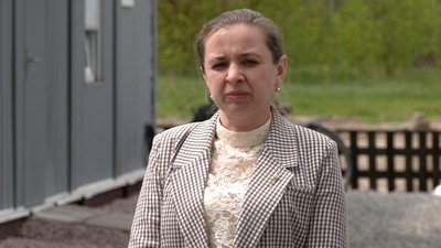 Громадянин Швейцарії власним коштом встановив модульне містечко в селі Красне на Чернігівщині Громадянин Швейцарії власним коштом встановив модульне містечко в селі Красне на Чернігівщині