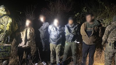 На Закарпатті впродовж доби затримали 13 чоловіків, які намагалися незаконно потрапити до країн ЄС