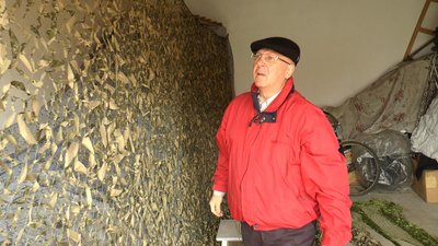 "Якщо хоч одна моя сітка врятувала життя, то я щасливий". Волонтер Іван Ляхович "Якщо хоч одна моя сітка врятувала життя, то я щасливий". Волонтер Іван Ляхович