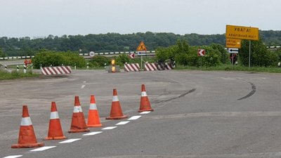 Ремонт мосту на шляху Кропивницький-Знам’янка планують закінчити через тиждень Ремонт мосту на шляху Кропивницький-Знам’янка планують закінчити через тиждень