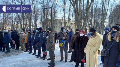 У Сумах вшанували пам'ять Героїв Небесної Сотні У Сумах вшанували пам'ять Героїв Небесної Сотні