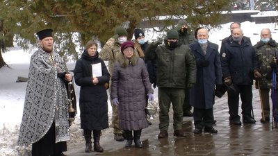 Вшанували пам'ять загиблих 77-річниці визволення Луцька Вшанували пам'ять загиблих 77-річниці визволення Луцька