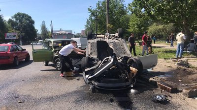Внаслідок ДТП в Одесі ушпиталили двох людей Внаслідок ДТП в Одесі ушпиталили двох людей