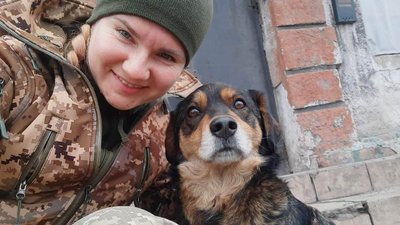 Будь-чиє життя варте того, щоб його рятувати. Будь-чиє життя варте того, щоб його рятувати.