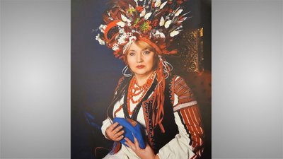 "Сильні духом. Мами". У Кропивницькому представили портрети жінок, які втратили синів на війні