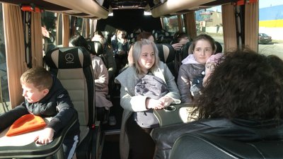 Футбольна ініціатива: з Рівного у Болгарію відправили перший рейс з дітьми та матерями