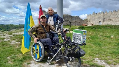 FPV-дрони, дрони, волонтер, заїзд, крісло колісне FPV-дрони, дрони, волонтер, заїзд, крісло колісне