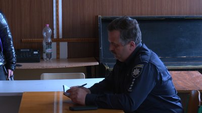 Довибори на Франківщині: не всі члени ДВК 87 округу отримали зарплату Довибори на Франківщині: не всі члени ДВК 87 округу отримали зарплату