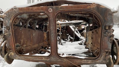 На Полтавщині досліджують знищену техніку армії РФ На Полтавщині досліджують знищену техніку армії РФ