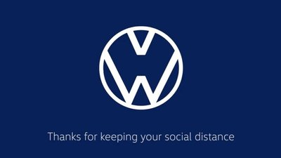 "Зберігайте дистанцію". Audi і Volkswagen змінили свої логотипи через пандемію "Зберігайте дистанцію". Audi і Volkswagen змінили свої логотипи через пандемію