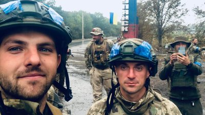 Військовий з Ужгорода Павло Величко: "Україна — це наше все! Україна варта боротьби!" Військовий з Ужгорода Павло Величко: "Україна — це наше все! Україна варта боротьби!"