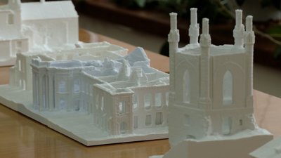 У Рівному демонструють тактильні моделі історичних споруд, зроблені на 3D-принтері У Рівному демонструють тактильні моделі історичних споруд, зроблені на 3D-принтері