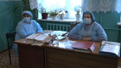 Усі на робочих місцях, консультують дистанційно: як працюють лікарні Дніпропетровщини