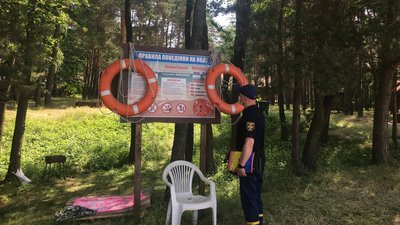 Рятувальники перевірили, чи дотримуються волиняни правил безпеки на водоймах Рятувальники перевірили, чи дотримуються волиняни правил безпеки на водоймах