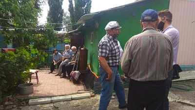 Мешканці кількох вулиць в Сумах скаржаться на вимоги встановити лічильники на тепло Мешканці кількох вулиць в Сумах скаржаться на вимоги встановити лічильники на тепло
