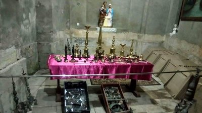 Вперше за 30 років. На Прикарпатті у костелі XVIII століття відкрили виставку артефактів Вперше за 30 років. На Прикарпатті у костелі XVIII століття відкрили виставку артефактів