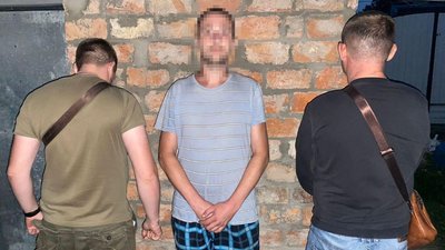 Черкащанина затримала поліція, коли він хотів відправити наркотики поштою