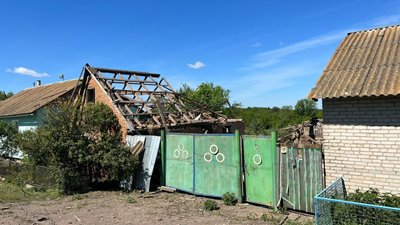 Військові РФ обстріляли с.Старі Вирки на Сумщині — прокуратура розпочала кримінальне провадження Військові РФ обстріляли с.Старі Вирки на Сумщині — прокуратура розпочала кримінальне провадження