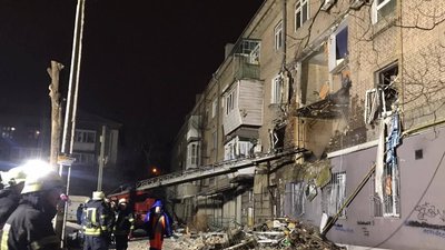 В Запоріжжі стався вибух у житловом будинку В Запоріжжі стався вибух у житловом будинку