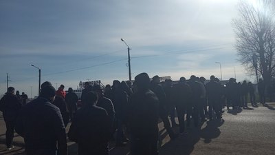 Шахтарі перекрили дорогу на в’їзд у місто Нововолинськ та поблизу шахт Шахтарі перекрили дорогу на в’їзд у місто Нововолинськ та поблизу шахт