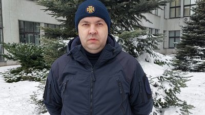 "Наші переможуть, а нам треба городи орати": жителі Циркунів близько дев'яти місяців жили зі снарядами на подвір'ї "Наші переможуть, а нам треба городи орати": жителі Циркунів близько дев'яти місяців жили зі снарядами на подвір'ї
