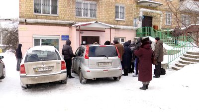 У Житомирі протестували проти перенесення психдиспансеру у Зарічани У Житомирі протестували проти перенесення психдиспансеру у Зарічани