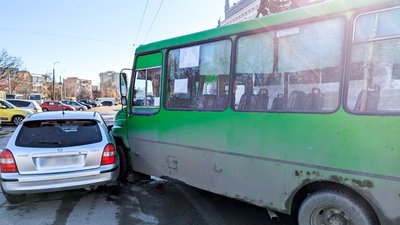 Був травмований чоловік внаслідок ДТП у Рівному