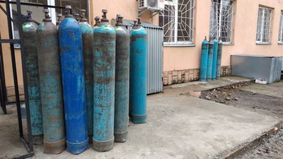 На 100% заповнені реанімації для пацієнтів з COVID-19 у двох лікарнях в Ужгороді На 100% заповнені реанімації для пацієнтів з COVID-19 у двох лікарнях в Ужгороді