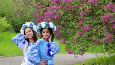 Від студентського флешмобу до світових масштабів: як змінився День вишиванки за 15 років