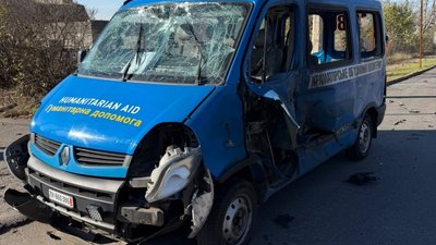 У Краматорську російські війська атакували евакуаційне авто