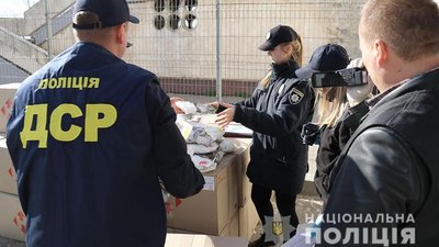 Поліція Херсонщини не дала вивезти за межі країни 21 тисячу респіраторів