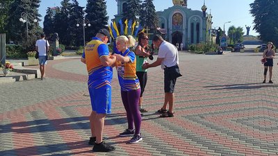 Олександр та Світлана Щербатюк, працівники Нацполіції, учасники забігу "Шаную воїнів, біжу за героїв України", м.Черкаси, 27.08.23 Олександр та Світлана Щербатюк, працівники Нацполіції, учасники забігу "Шаную воїнів, біжу за героїв України", м.Черкаси, 27.08.23