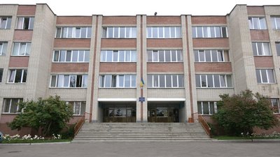 Рівне: у другокласника виявили COVID-19. Клас ізолювали