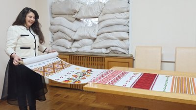 Міжнародний рушник єднання, цвіт нації, вишивання, вишивка, Полісся, фрагмент, житомирські вишивальниці Міжнародний рушник єднання, цвіт нації, вишивання, вишивка, Полісся, фрагмент, житомирські вишивальниці