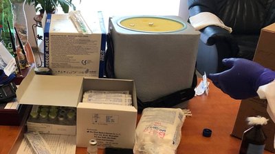 Близько 100 освітян щепили вакциною Pfizer в Ужгороді Близько 100 освітян щепили вакциною Pfizer в Ужгороді
