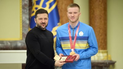 Парабіатлоніста Дмитра Суярка нагородили орденом "За заслуги" ІІІ ступеня