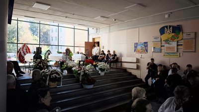 Прощання у Пухівці із загиблими внаслідок російської атаки 8 серпня 