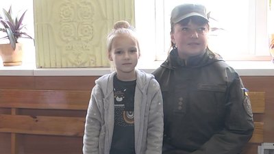 "Великодні солодощі для солдата": учні та вчителі луцької школи організували акцію "Великодні солодощі для солдата": учні та вчителі луцької школи організували акцію