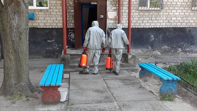 На Херсонщині за добу продезінфікували 95 об’єктів інфраструктури та 15 км доріг
