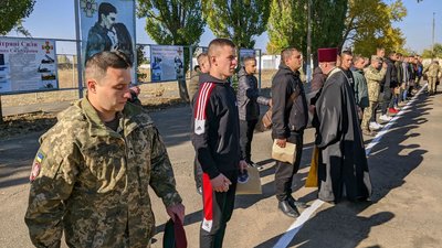 Понад пів тисячі юнаків з Миколаївщини підуть на службу за осінню призовну кампанію Понад пів тисячі юнаків з Миколаївщини підуть на службу за осінню призовну кампанію
