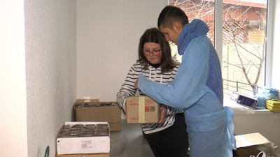 Батько — на фронт, донька — у волонтери. Історія 18-річної франківки Софії Шпільчак Батько — на фронт, донька — у волонтери. Історія 18-річної франківки Софії Шпільчак