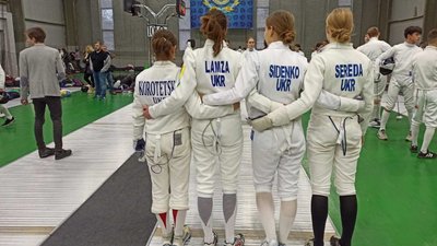 Команда шпажисток з Дніпра завоювала “золото” на чемпіонаті України
