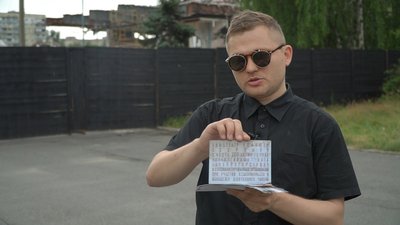 Дніпровський художник Даніїл Галкін готує виставку "Салют, Перемога"
