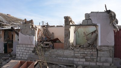 Херсон, обстріли, будинок, пошкодження