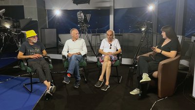 "Українська музика має бути чесна й правдива" — український гурт "Брати Гадюкіни" "Українська музика має бути чесна й правдива" — український гурт "Брати Гадюкіни"