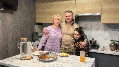 У лавах ЗСУ – бойовий медик з Полтави Юрій Ткаченко, син якого ровесник війни У лавах ЗСУ – бойовий медик з Полтави Юрій Ткаченко, син якого ровесник війни