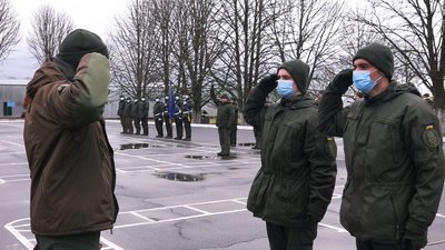 60 строковиків на Вінниччині звільнили з військової служби ЗСУ 60 строковиків на Вінниччині звільнили з військової служби ЗСУ