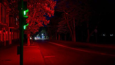 Вуличне освітлення у Чернігові: у "Міськсвітло" пояснили, чому не увімкнули ліхтарі